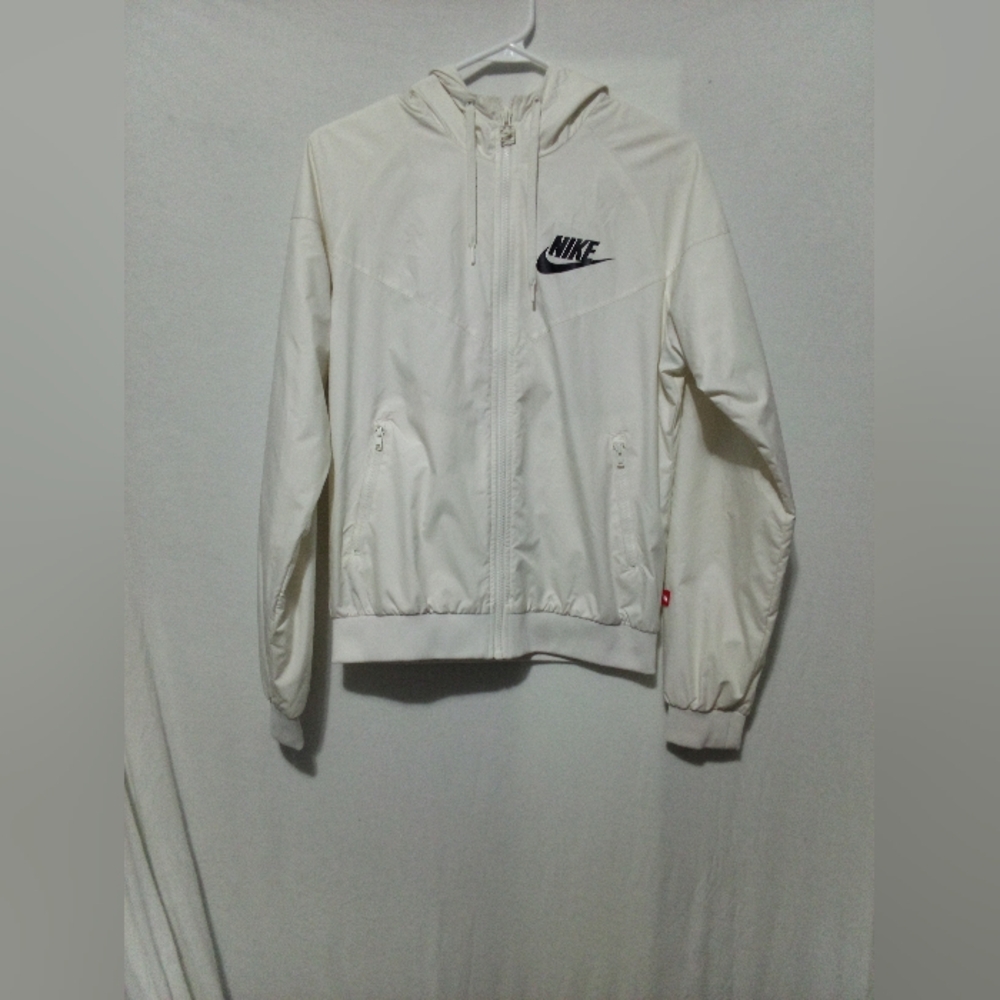 Nike Cream Color  Hooded Windbreaker Jacket